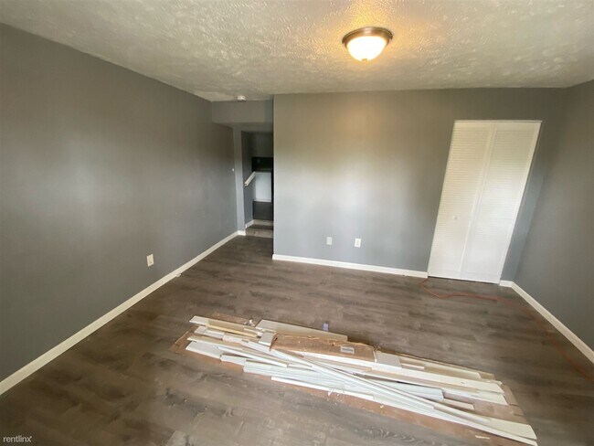 Foto del edificio - 4 br, 1 bath Duplex - 169 Union Street A