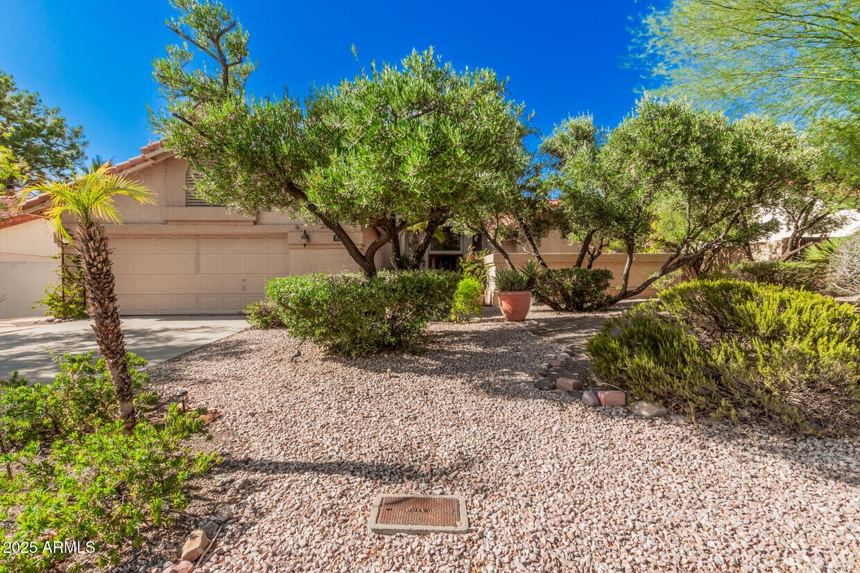 Foto principal - 816 E Forest Hills Dr