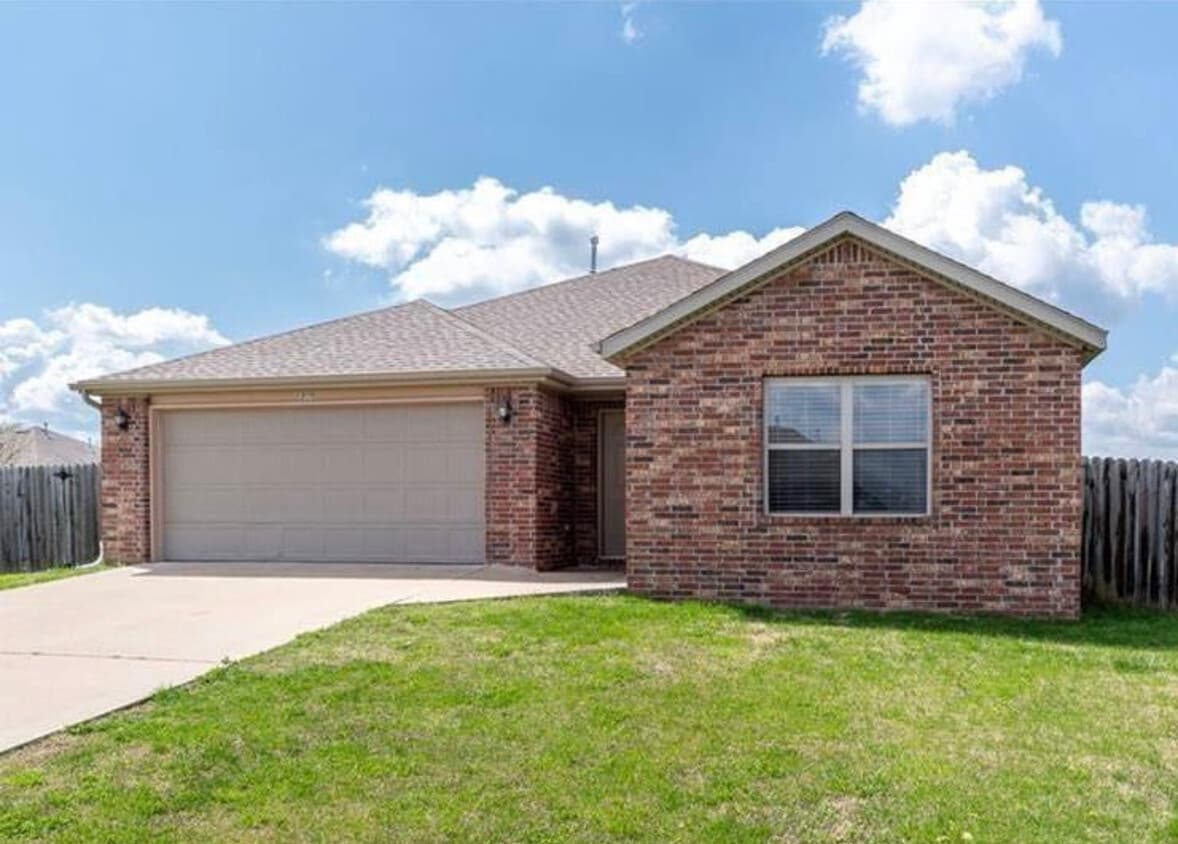 310 Aster St, Centerton, AR 72719 House Rental in Centerton, AR