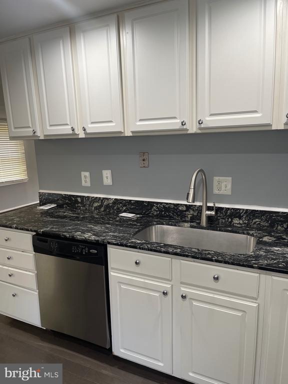 Foto del edificio - 1405 Potomac Heights Dr