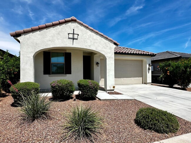 Foto del edificio - BEAUTIFUL VERRADO 3 BEDROOM PLUS DEN WITH ...