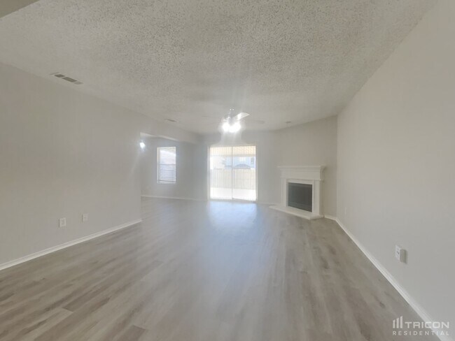 Foto del edificio - 4229 Estes Park Cir