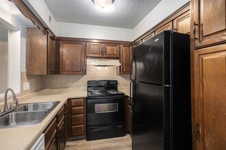 Interior Photo - Welcome to The Bluffs – Comfort, Convenience & Value in the Heart of Gladstone