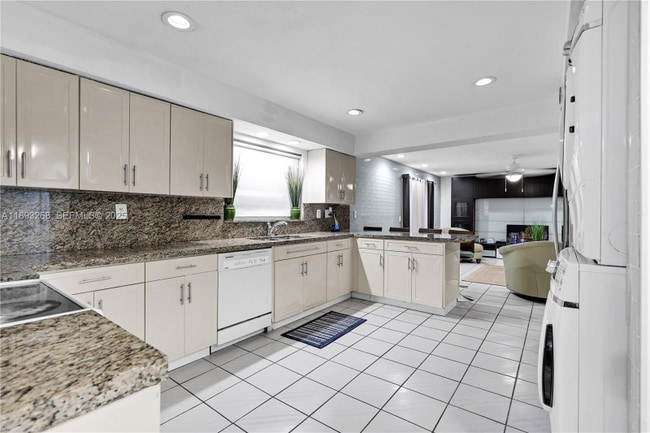 Building Photo - 8909 SW 108th St