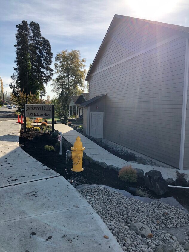 2161 Jackson Hwy, Chehalis, WA 98532 Townhouse for Rent in Chehalis