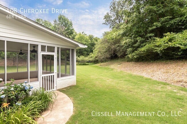 Foto del edificio - 408 Cherokee Dr