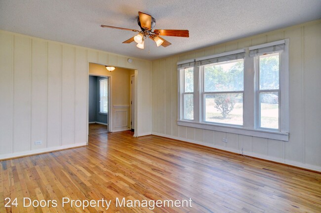 Building Photo - 2 br, 1 bath House - 2820 Frazier Avenue
