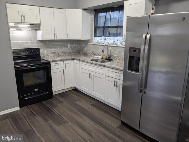 Foto del edificio - 51 Noble Rd