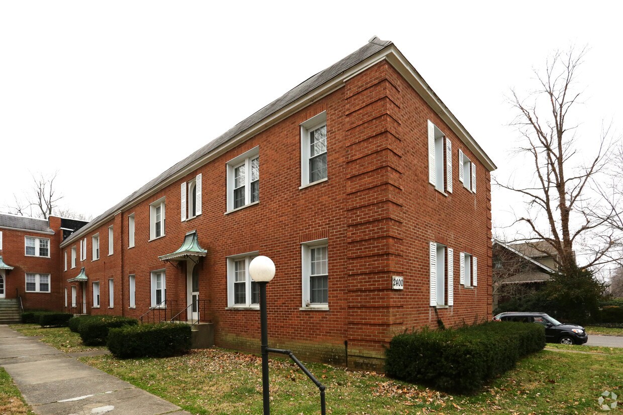 Foto del edificio - 2400 Woodbourne Ave