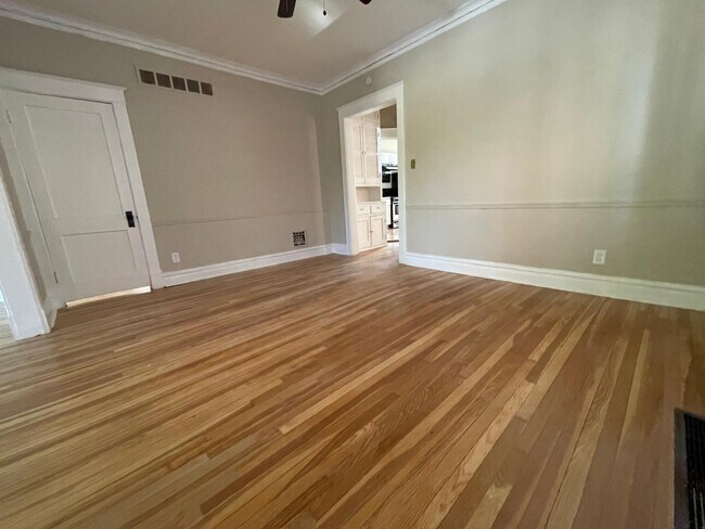 room with a walk-in closet on the left - 5909 S Kingshighway Blvd