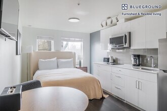 Building Photo - 5001 Brooklyn Ave NE