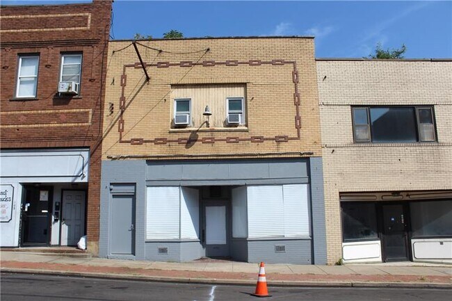 Foto del edificio - 145 Brighton Ave