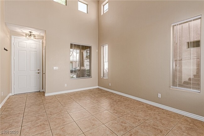Building Photo - 8158 Altamont Ridge St