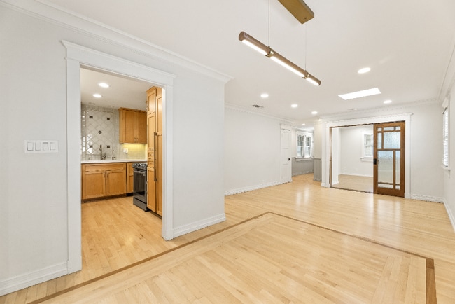 Foto del edificio - 5713 W 79th St