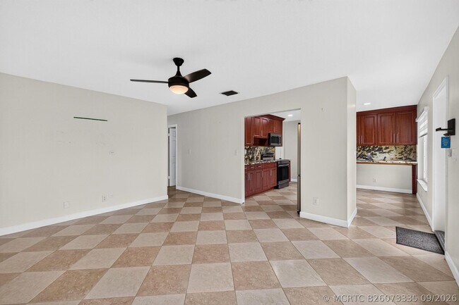 Building Photo - 241 NW 49th St