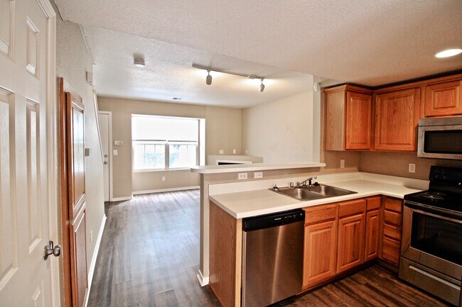 Building Photo - 1348 NE 39th St