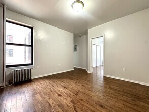 Building Photo - 2254 5th Ave