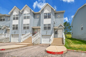 Building Photo - 50 Vale Cir