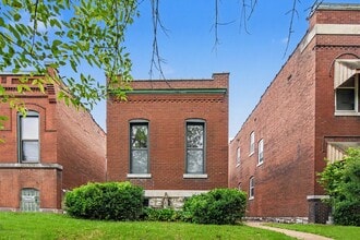 Building Photo - 4416 S Grand Blvd