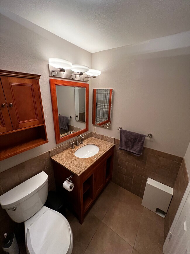 Baño - 2727 Folsom St