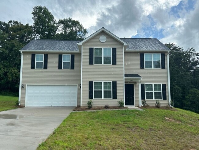 Foto del edificio - Ready to View Now! New construction 4 bed,...