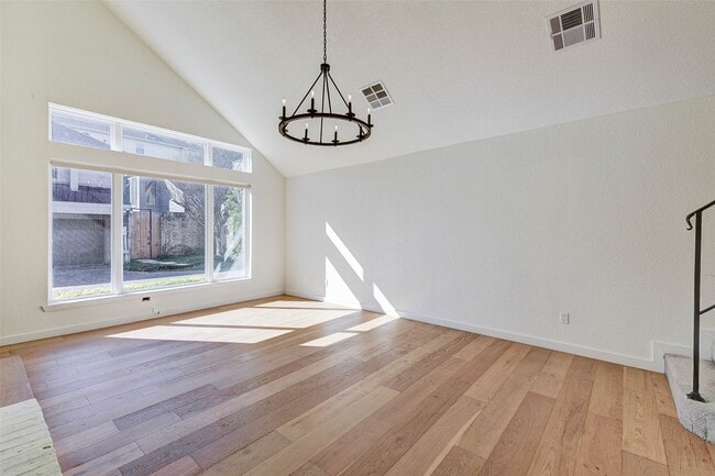 Building Photo - 5103 Austin St