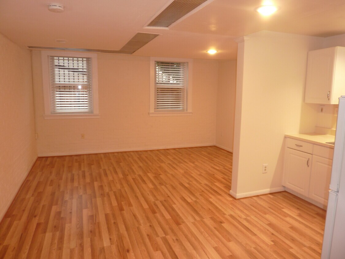Foto principal - 515 Seward Sq SE