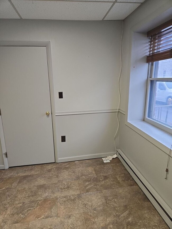 Foto del edificio - 203 Lincoln Way E