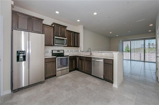 Building Photo - 1017 Pavia Dr