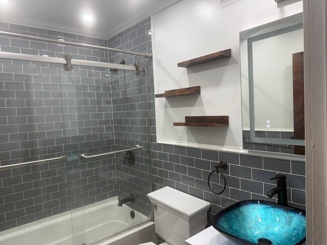 Foto del edificio - 54 Murray Ave