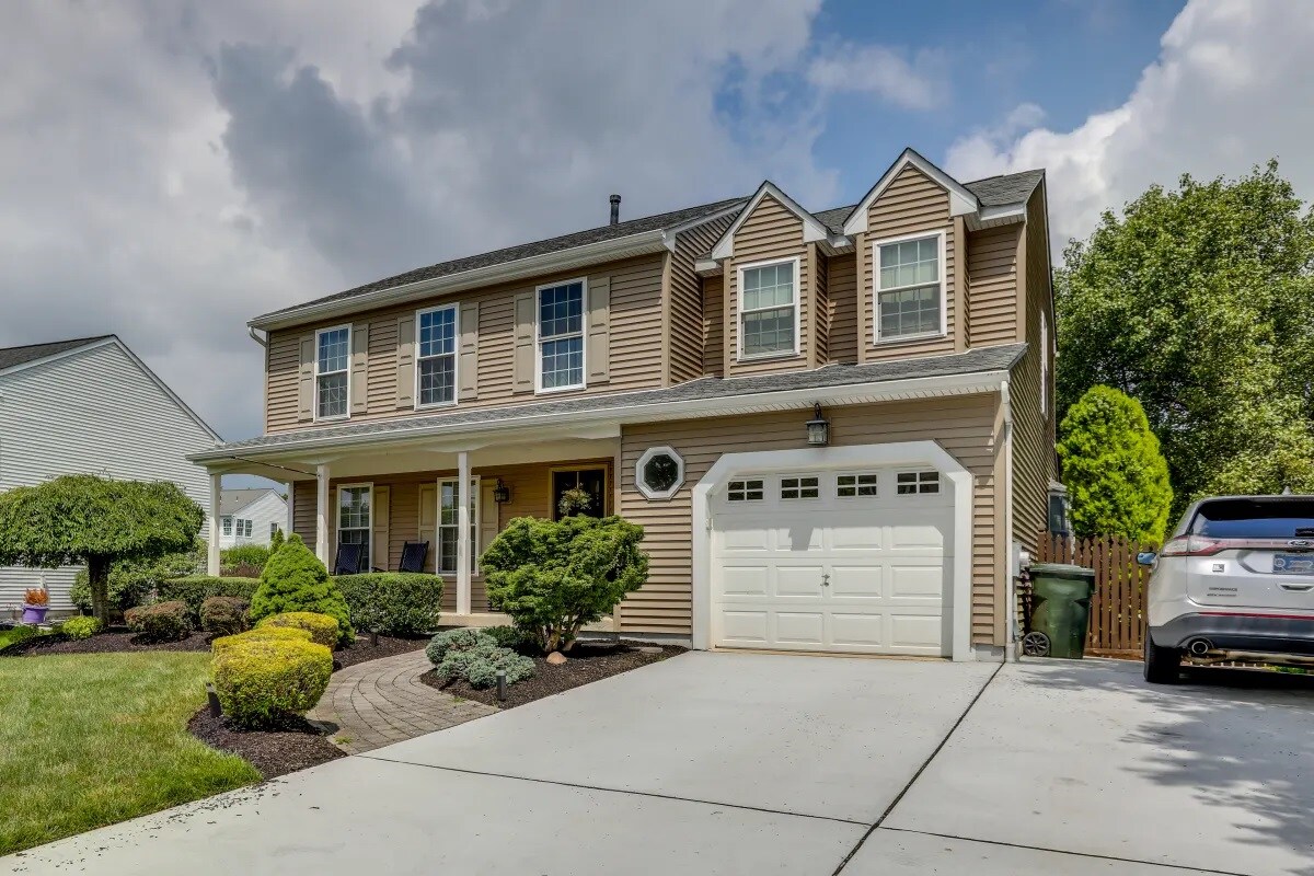 Photo - 151 Rambling Road