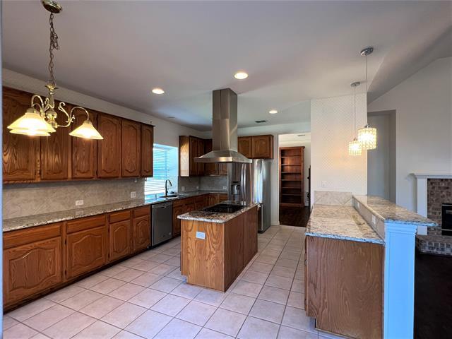 Foto del edificio - 702 Willow Ridge Ct