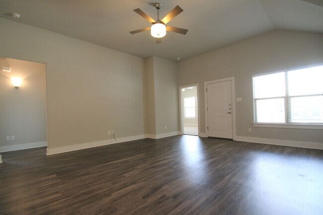 Foto del edificio - 209 Stewart Bend Ct