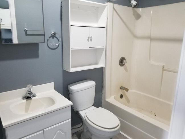 Building Photo - 3046 US-35