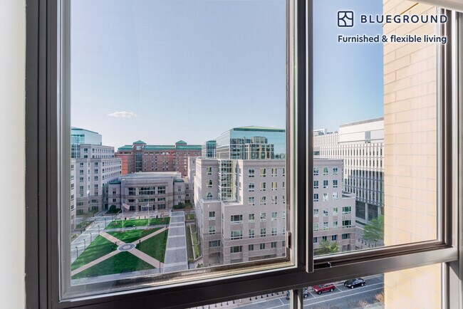 Foto del edificio - 3444 Fairfax Dr