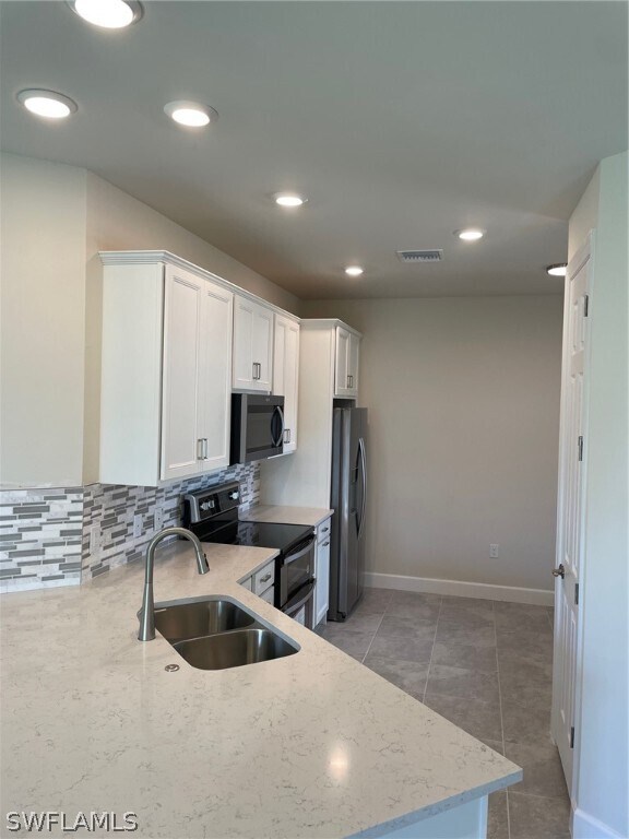 Foto del edificio - 5927 Mayflower Way