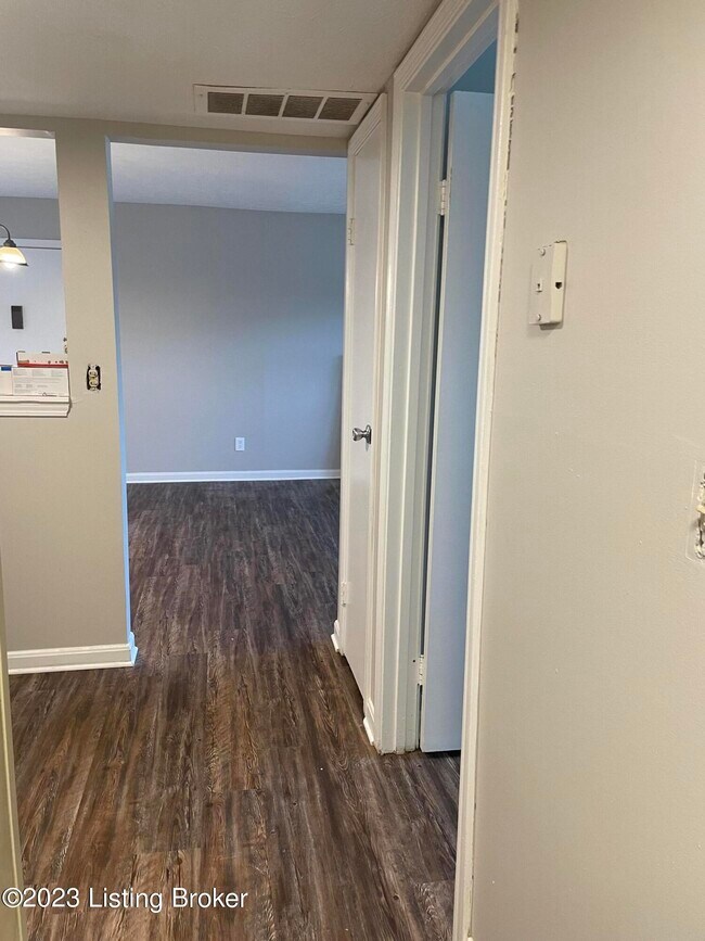 Foto del edificio - 404 N Hite Ave