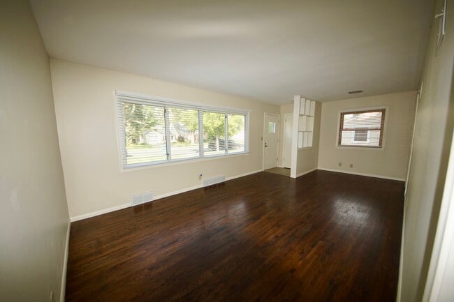 Building Photo - 1415 Nevada Ave