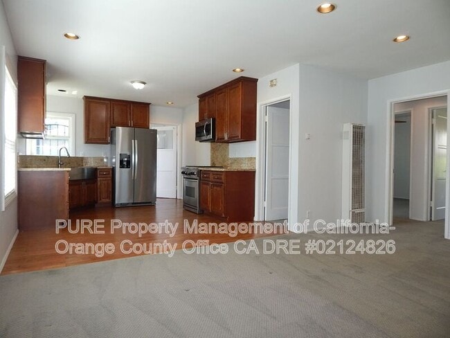 Building Photo - 4903 Premiere Ave
