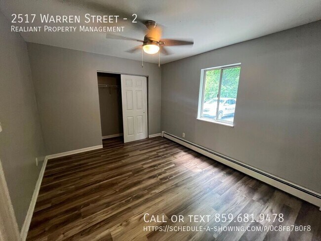 Foto del edificio - 2517 Warren St