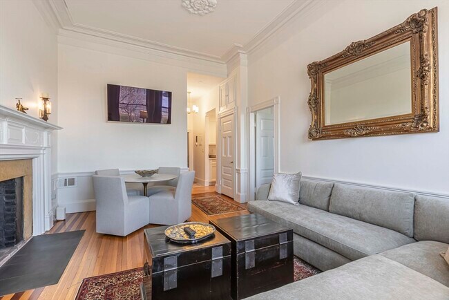 Foto del edificio - 462 Beacon St