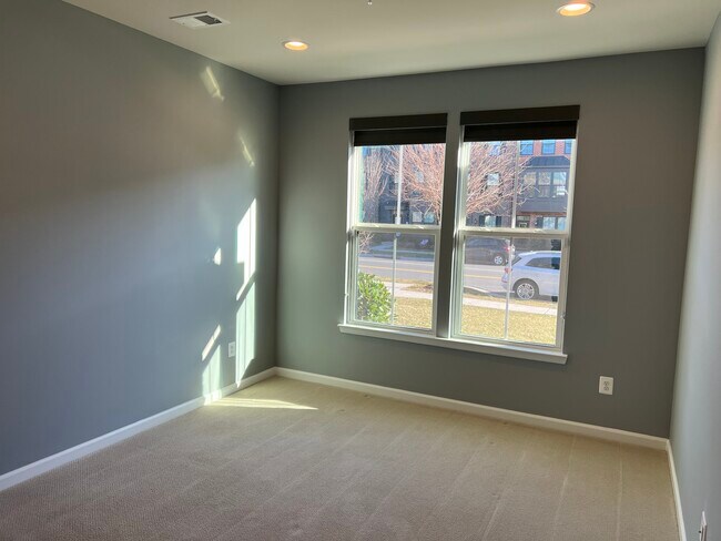 Building Photo - 22354 Lucas Ter