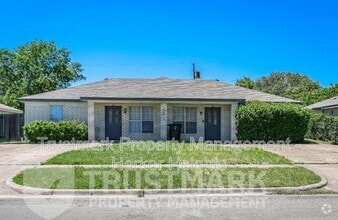Building Photo - 1907 Windward Dr