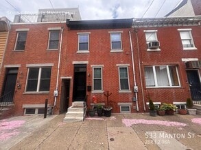 Building Photo - 533 Manton St