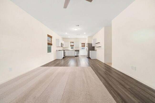 Foto del edificio - 1073 Water Oak Ln