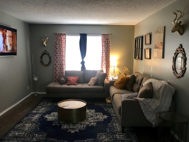 Foto del edificio - 1201 S Rockford Ave