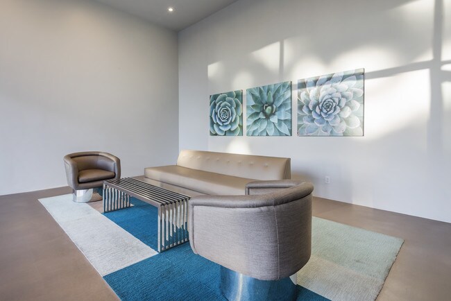 Área del lobby del lounge - Essel 4th Avenue Apartments LP