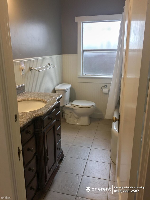 Primary Photo - 3 br, 1 bath House - 275 S 16th St. -