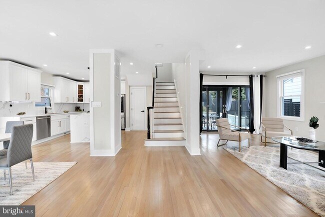 Foto del edificio - 4822 Blagden Ave NW