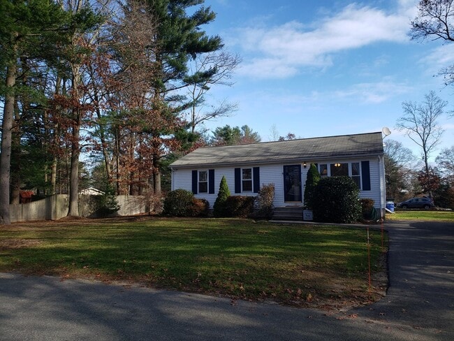 4 Baker Street - 4 Baker Street (Assonet, MA) House